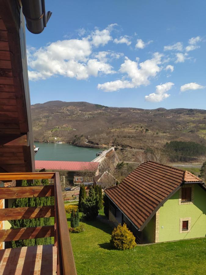 Vila Jezero バイナ・バシュタ エクステリア 写真